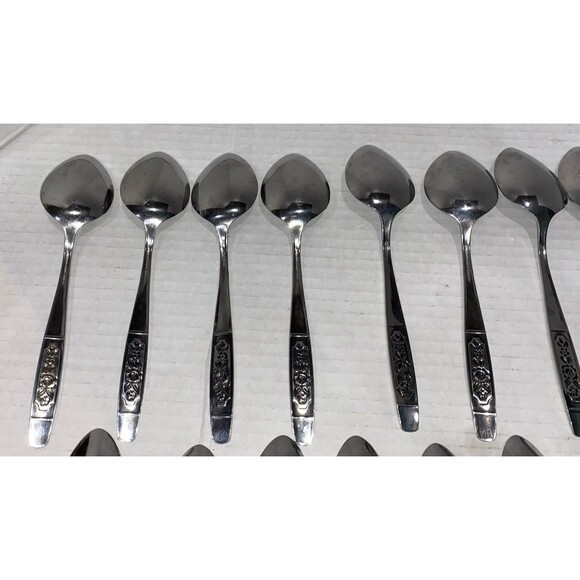 29 Pieces Profile Stainless Oneida Glossy Louisville Rose Flatware Spoons Forks - Picture 10 of 14
